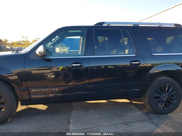 5LMJJ3JT5HEL07439 Lincoln Navigator L Select
