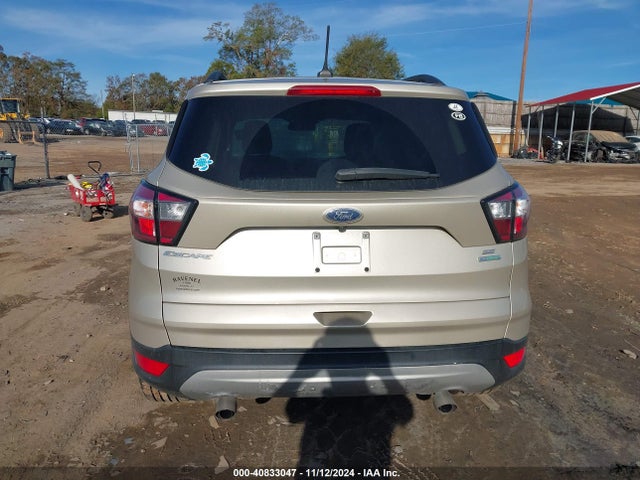 Ford ESCAPE SE 2018 1FMCU0GD1JUB04643 Image 16