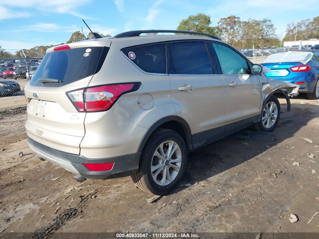 Ford ESCAPE SE 2018 1FMCU0GD1JUB04643 Image 4
