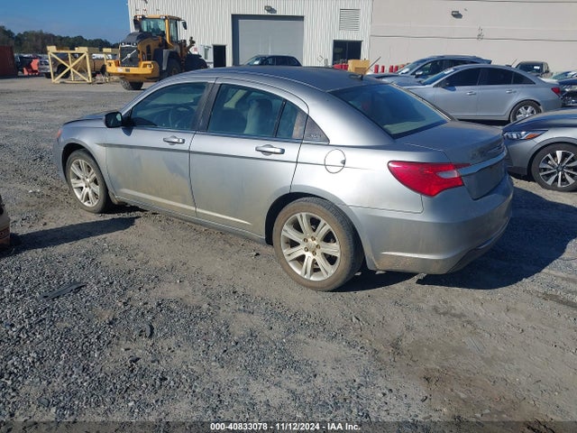 Chrysler 200 Touring 2014 1C3CCBBB4EN165238 Image 3