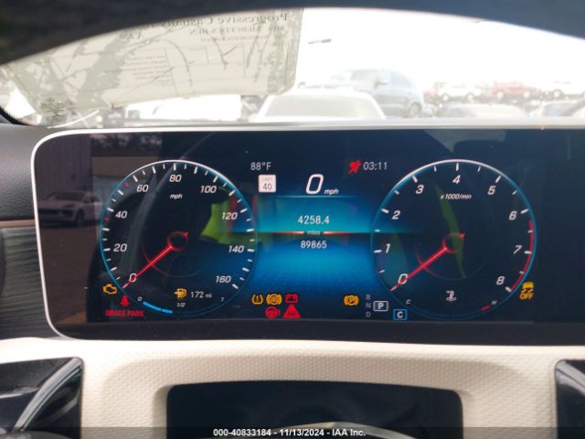WDD3G4EB2KW001635 Mercedes-Benz A 220