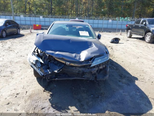 1HGCT2B08GA003375 Honda Accord Touring