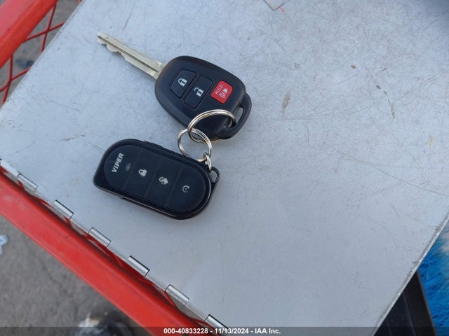 Toyota Rav4 Xle 2015 2T3RFREV8FW284285 Image 11