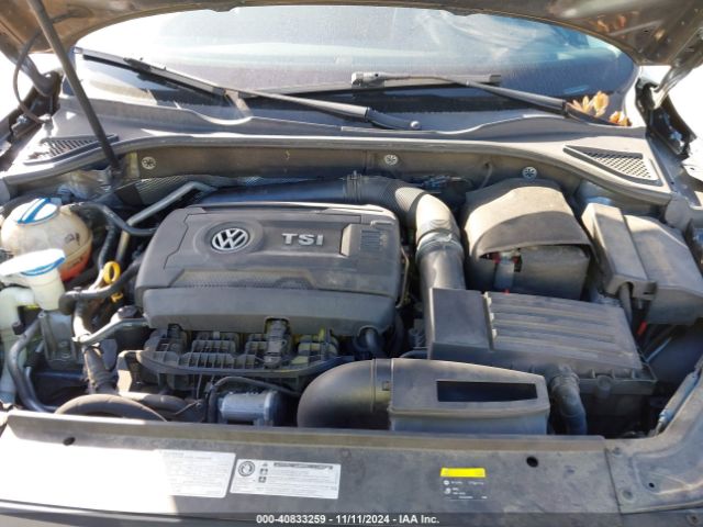 1VWAT7A37GC066872 Volkswagen Passat 1.8t R-line