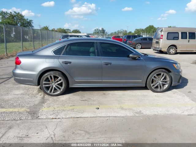 1VWAT7A37GC066872 Volkswagen Passat 1.8t R-line