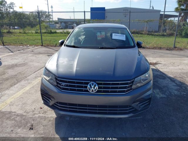 1VWAT7A37GC066872 Volkswagen Passat 1.8t R-line