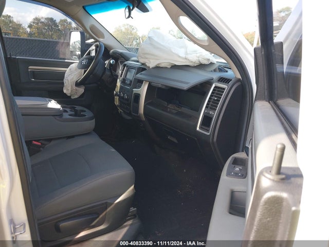 RAM 2500 Slt  4x4 6'4 Box 2018 3C6UR5DL1JG426535 Image 5
