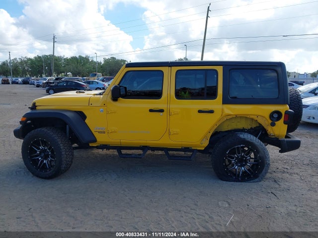 1C4HJXDG9JW299728 Jeep Wrangler Unlimited Sport S 4x4