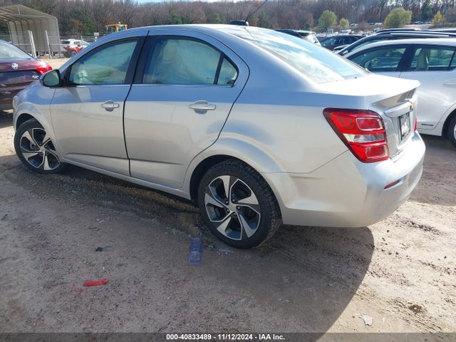 1G1JF5SBXJ4135858 Chevrolet Sonic Premier Auto