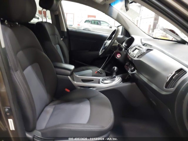 KNDPB3AC8F7702148 KIA Sportage Lx