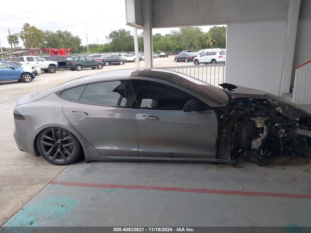 5YJSA1E60NF472295 Tesla Model S Plaid Tri Motor All-wheel Drive