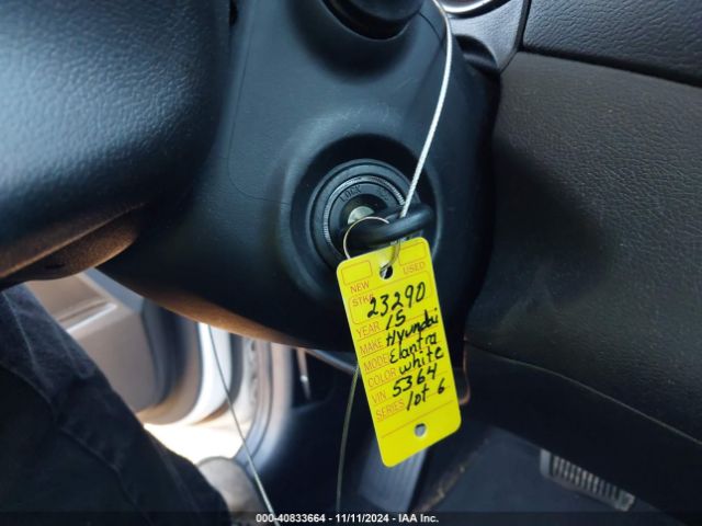 5NPDH4AE8FH595364 Hyundai ELANTRA SE