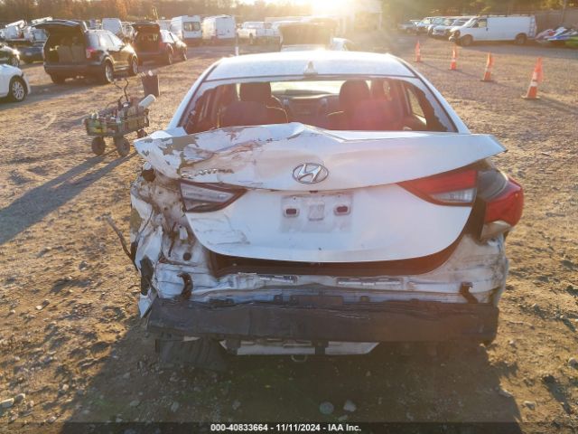 5NPDH4AE8FH595364 Hyundai ELANTRA SE