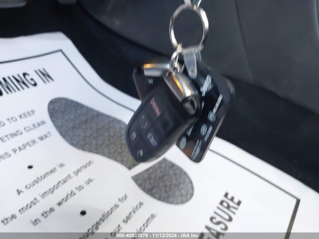 1C3CCCCB9FN559369 Chrysler 200 C
