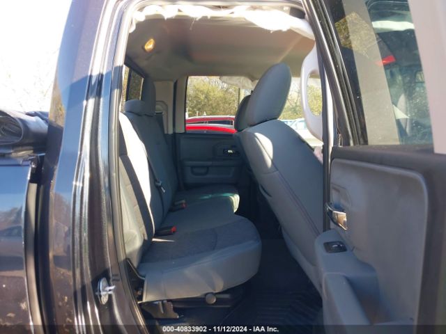 1C6RR7GG0JS231471 RAM 1500 Big Horn  4x4 6'4 Box