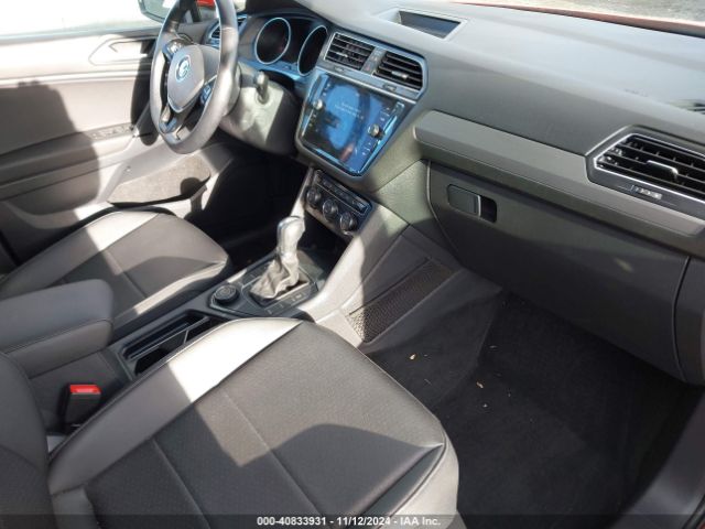 3VV2B7AX9KM165540 Volkswagen Tiguan 2.0t Se/2.0t Sel/2.0t Sel R-line/2.0t Sel R-line Black