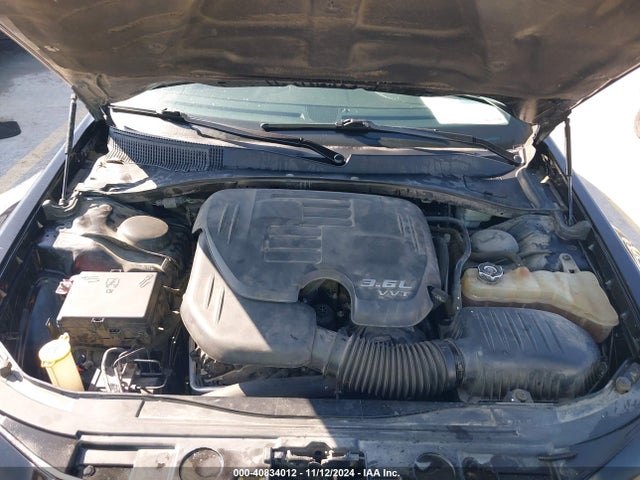 2C3CCAAG0EH212698 Chrysler 300
