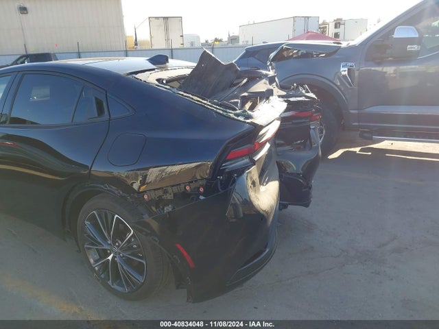 JTDACAAU3R3025666 Toyota Prius Limited