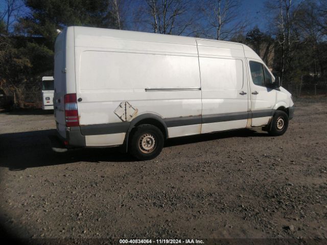 WD3PE8DE0E5831670 Mercedes-Benz Sprinter 2500 High Roof