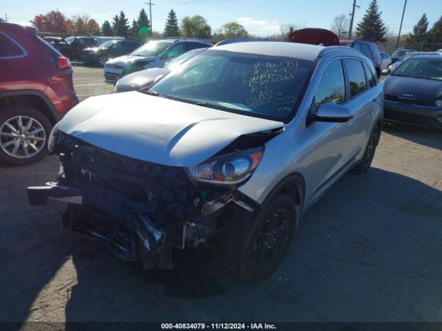 KNDCB3LC7J5160931 KIA NIRO LX