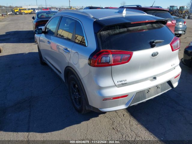 KNDCB3LC7J5160931 KIA NIRO LX