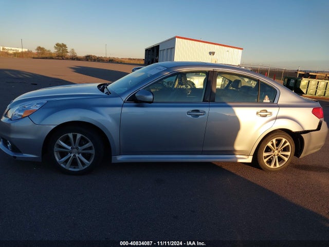4S3BMBL64E3023005 Subaru Legacy 2.5i Limited