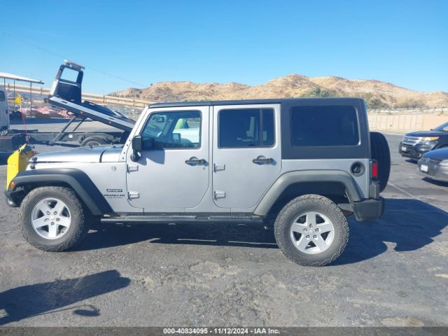 1C4BJWDG2EL243833 Jeep Wrangler Unlimited Sport