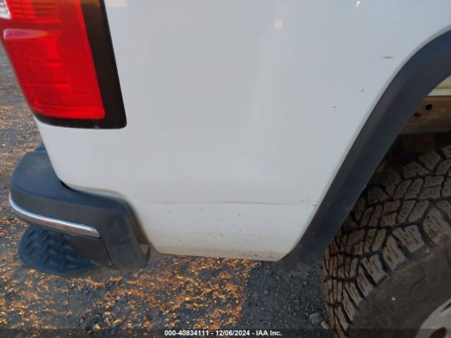 1GT12REY6JF158942 GMC SIERRA 2500HD