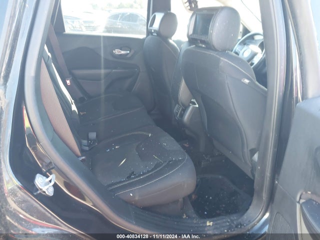 Jeep Cherokee Latitude 2015 1C4PJLCB8FW683792 Image 8