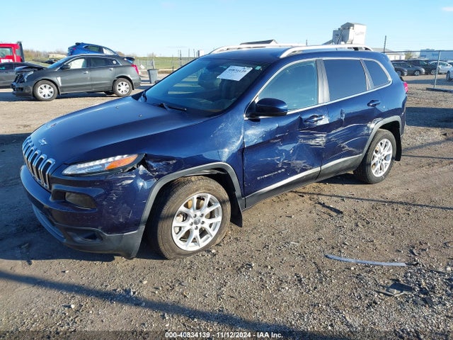 Jeep Cherokee Latitude 2014 1C4PJLCS9EW205010 Image 2