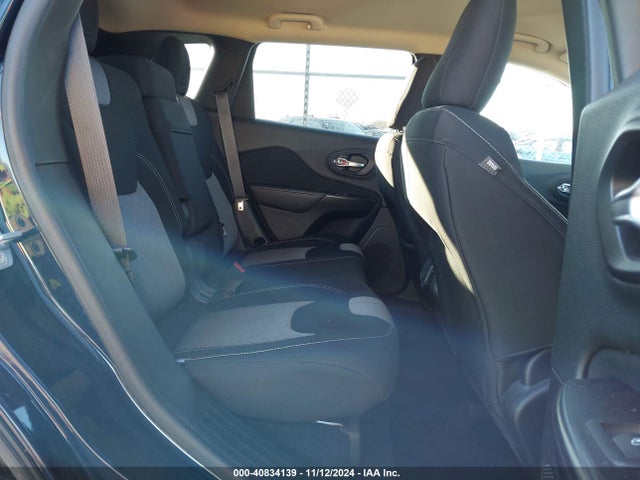 Jeep Cherokee Latitude 2014 1C4PJLCS9EW205010 Image 8