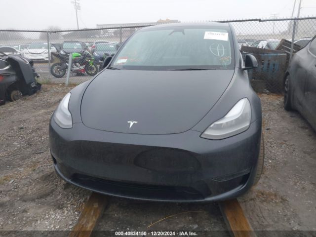7SAYGDEF0RF051809 Tesla Model Y Performance Dual Motor All-wheel Drive