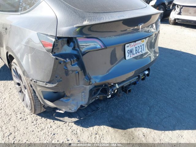 7SAYGDEF0RF051809 Tesla Model Y Performance Dual Motor All-wheel Drive