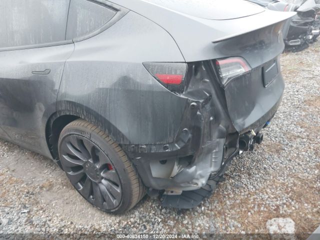 7SAYGDEF0RF051809 Tesla Model Y Performance Dual Motor All-wheel Drive