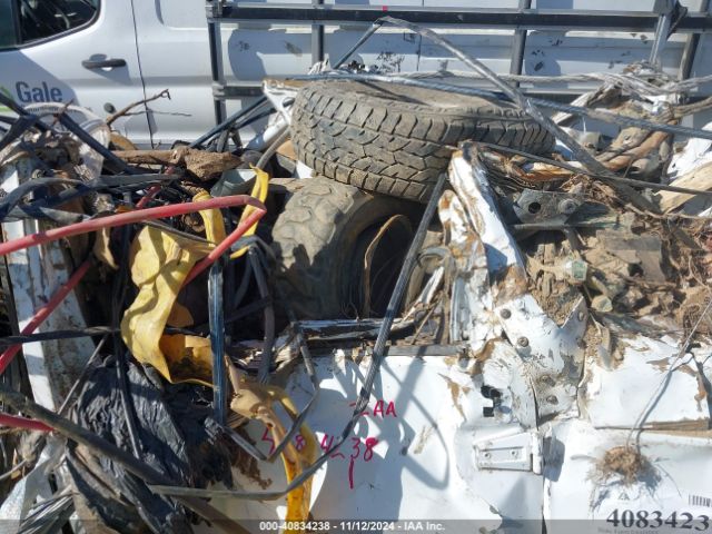 1C4BJWDG8HL560701 Jeep Wrangler Unlimited Sport 4x4