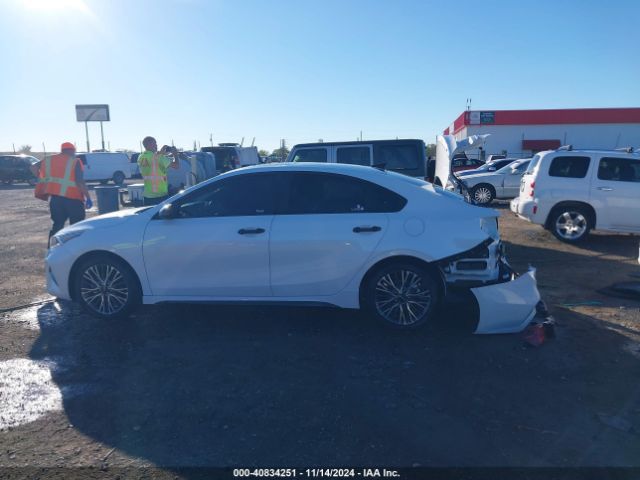 3KPF54AD4RE749005 KIA Forte Gt-line
