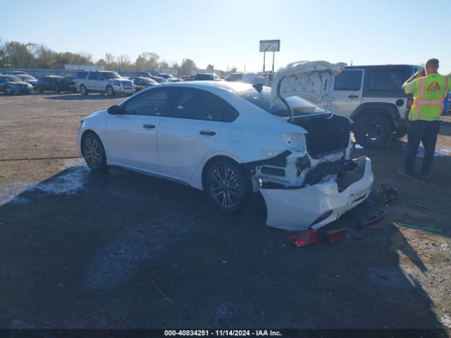 3KPF54AD4RE749005 KIA Forte Gt-line