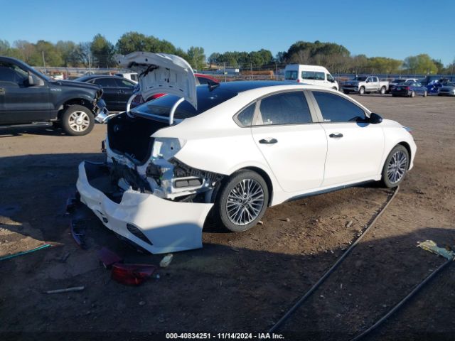 3KPF54AD4RE749005 KIA Forte Gt-line