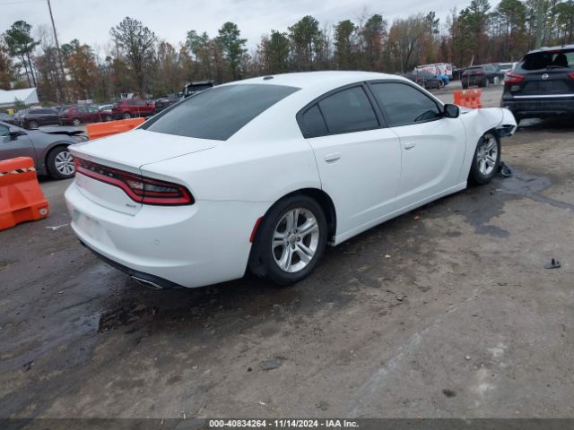 2C3CDXBG4JH281581 Dodge Charger Sxt Rwd