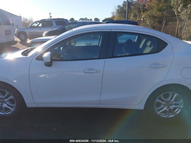3MYDLBYV3HY165449 Toyota YARIS IA
