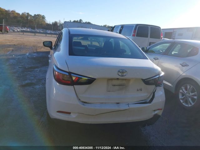 3MYDLBYV3HY165449 Toyota YARIS IA