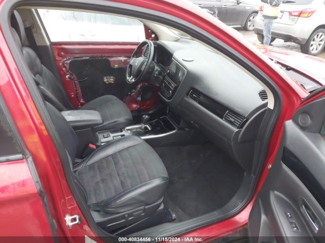 JA4AD3A35KZ043602 Mitsubishi Outlander Se