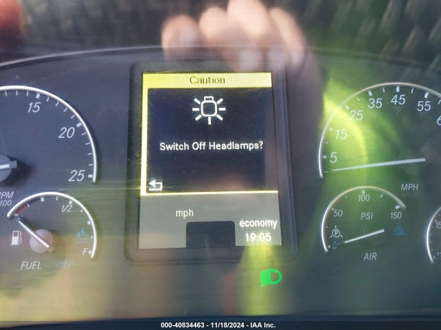 40834463 :رقم المزاد ، 3AKJHHDR0KSKC2360 vin ، 2019 Freightliner New Cascadia 126 مزاد بيع