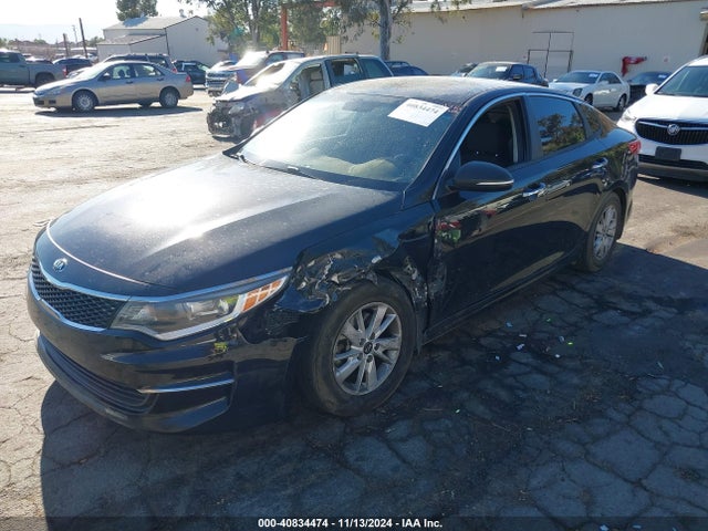 KIA Optima Lx 2018 5XXGT4L34JG180375 Image 2