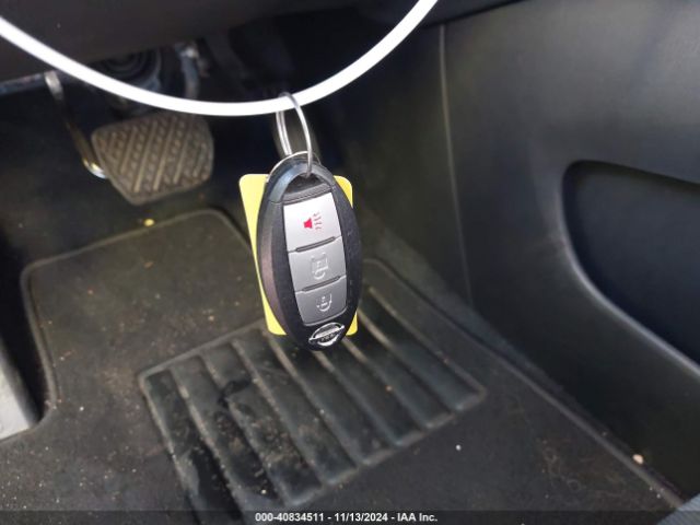 5N1DR2MN9JC662101 Nissan Pathfinder S