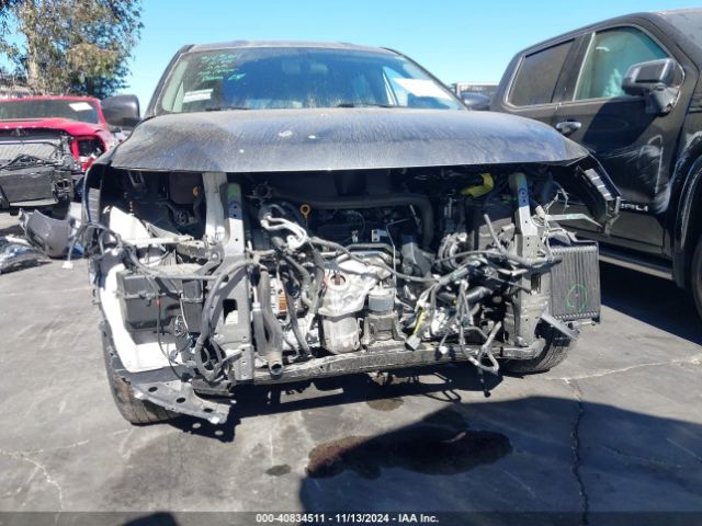 5N1DR2MN9JC662101 Nissan Pathfinder S