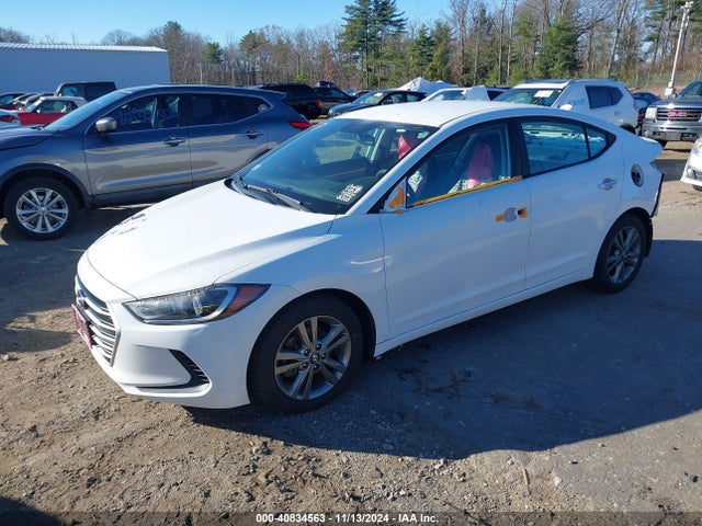 Hyundai ELANTRA SE 2017 5NPD84LF6HH064477 Image 2