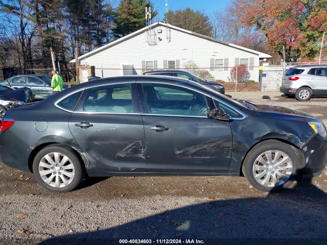 1G4PP5SK8F4215757 Buick Verano