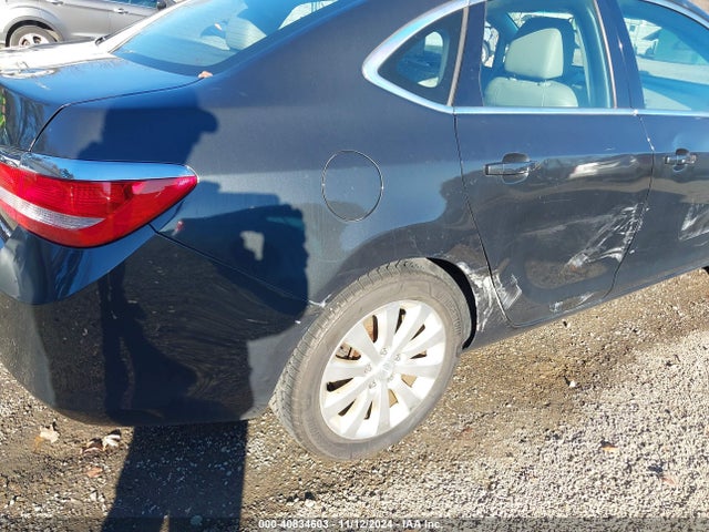 1G4PP5SK8F4215757 Buick Verano