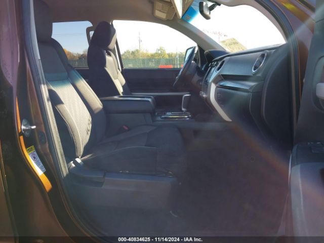 5TFDW5F10GX500061 Toyota Tundra Sr5 5.7l V8